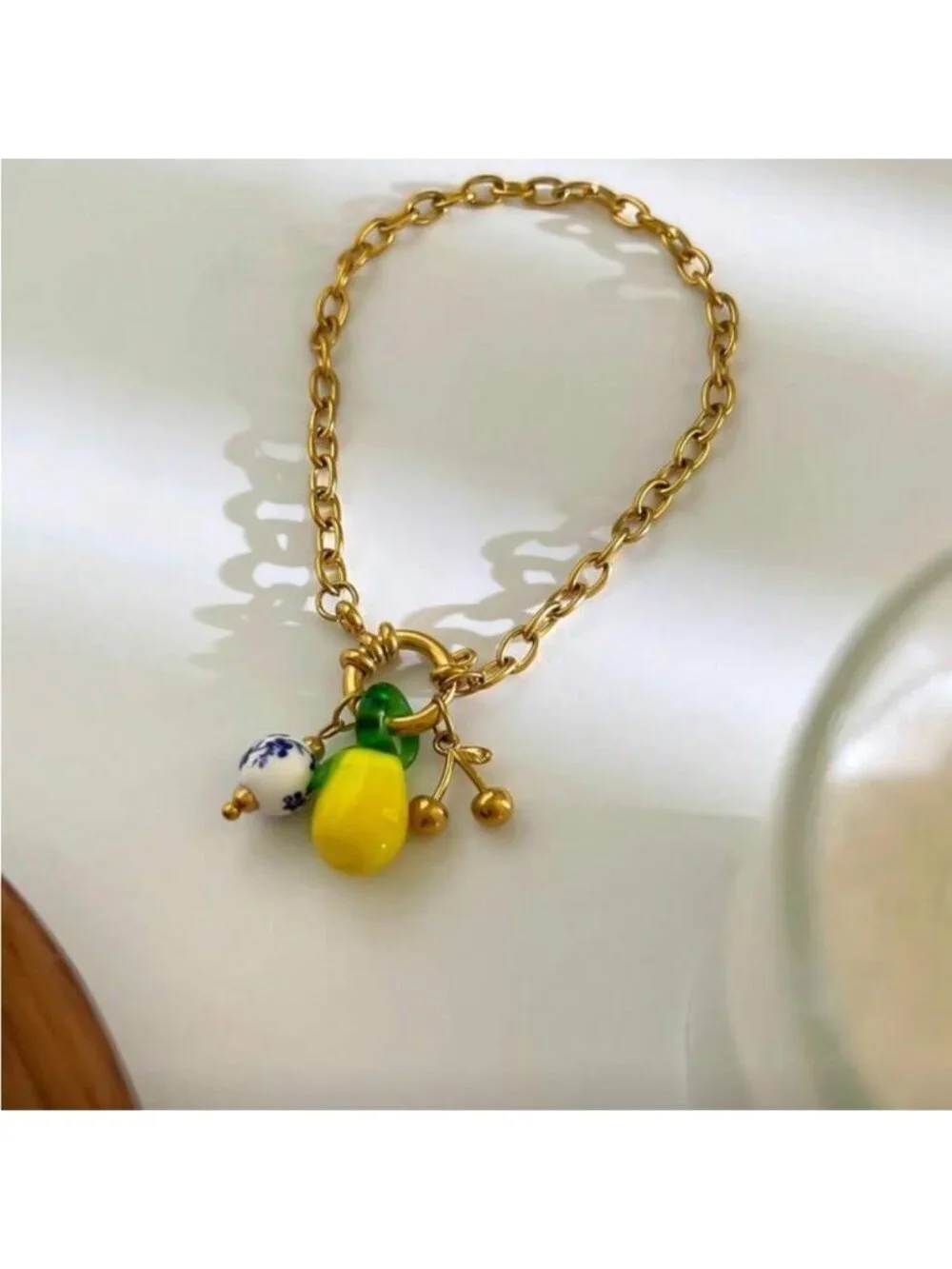 Gold Bracelet with Lemon Q327